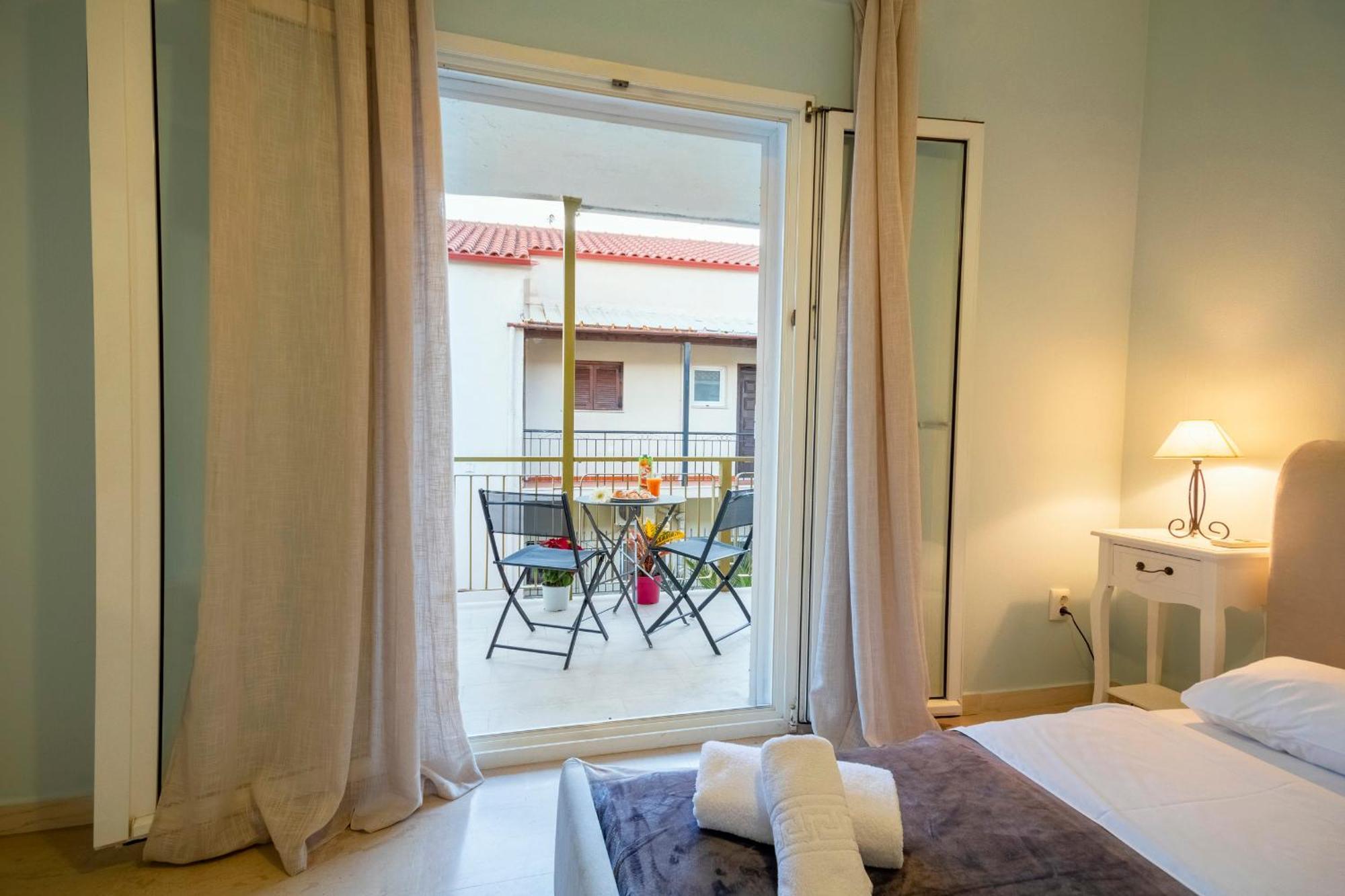 Mgi Apartment Ýpsos